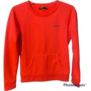 Under Armour sweatshirt